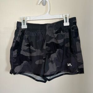 RVCA camo athletic shorts Size XS
